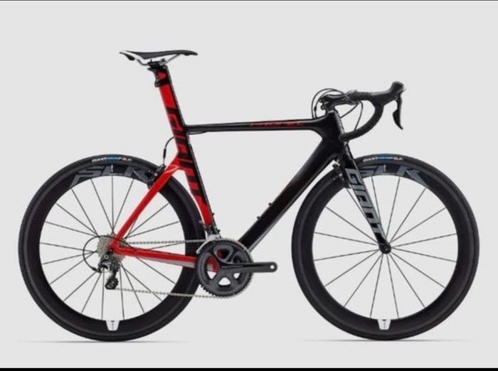 Giant Propel Bicycle - almost brand new