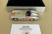Mercedes 300 SLR 1/18 signed by Stirling Moss COA