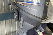 yamaha 25  4-stroke outboard for breaking