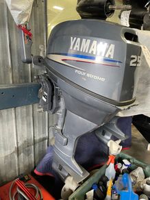 yamaha 25  4-stroke outboard for breaking