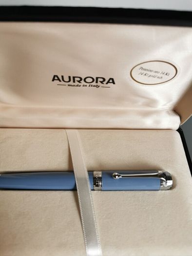 Aurora Talentum Fountain pen with 14ct gold nib.