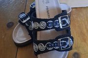 Primark Sandals.( New) ..size 3