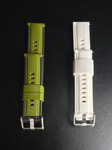 2 rubber watch straps
