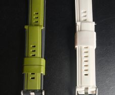 2 rubber watch straps