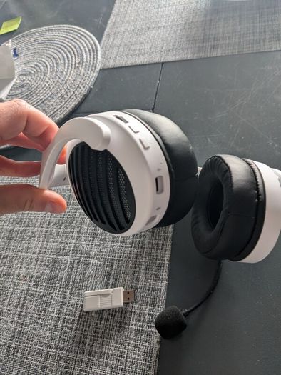 Wireless headphones