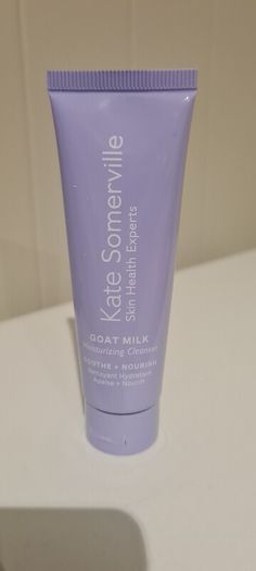 Kate Somerville Goat Milk Moisturizing Cleanser (deluxe size 30ml)