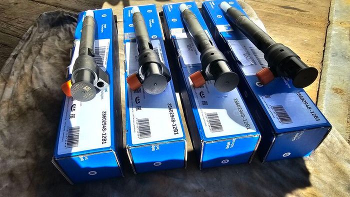 Delphi Fuel Injectors 28602948-12B1 - Tested & Fully Working