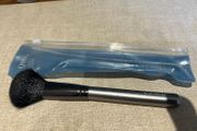 QUO Blush Brush