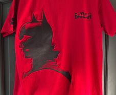 THE BATMAN boys T-shirt SIZE 14-15 years