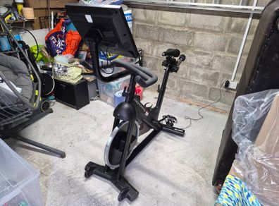 Proform Smart power 10.0 exercise bike