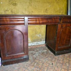 Georgian or Regency period mahogany side board with wine racks