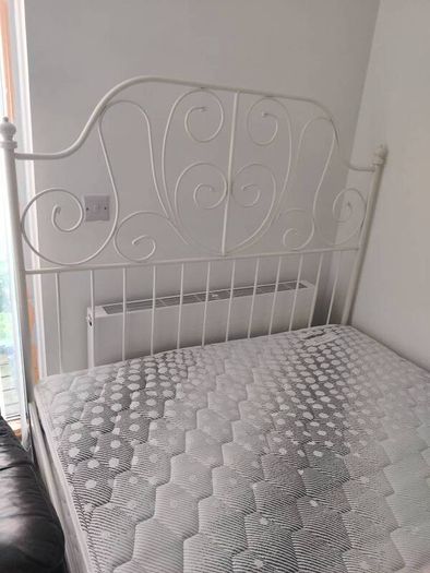 Brand new double bed & mattress 4x6