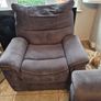 3 seater recliner and 2 reclining chairs Image 3