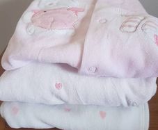 3 Fleece sleepsuits