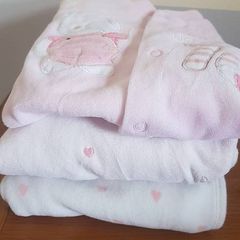 3 Fleece sleepsuits