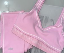 women's pink Alo set