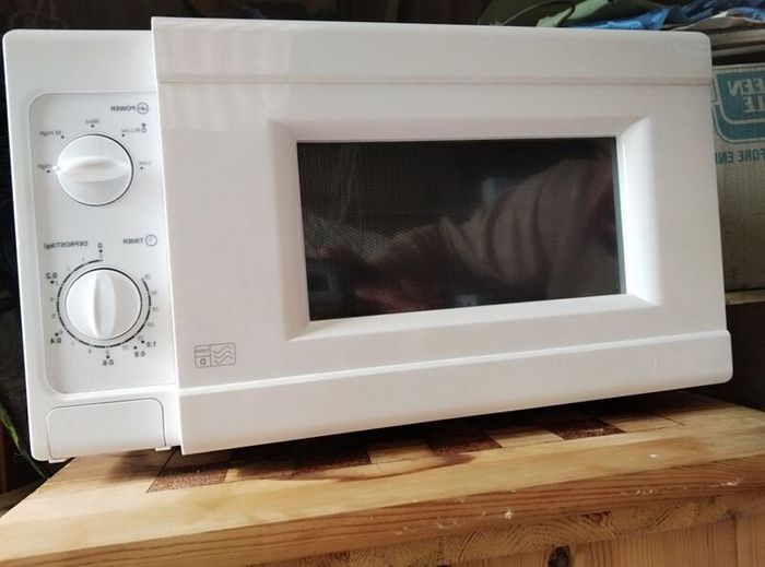 Microwave