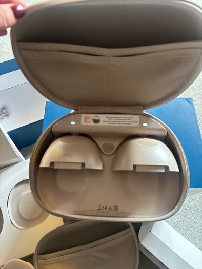 Eufy Breast pump (s1 pro) with charging case & heating technology