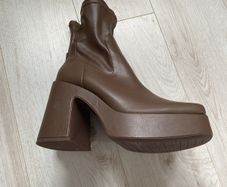 pull and bear Brown High heel Boot