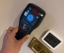 Bosch D-Tect 120 Professional wall scanner in excellent condition.