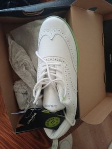 New Druids spikeless golf shoes size 9