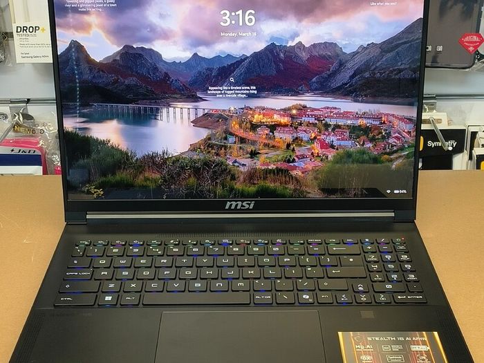 MSI Stealth A16 AI Gaming Laptop | 16" QHD+ 240Hz 400 nits Screen | Intel Core Ultra 9 285H | NVIDIA GeForce RTX 5070 | 32GB RAM | 1TB  SSD | Windows 11 Home