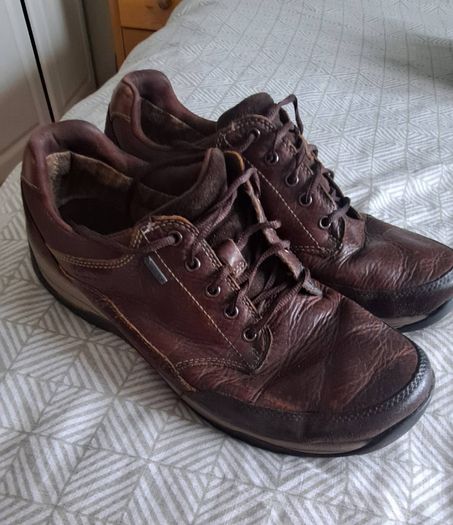 men's shoes