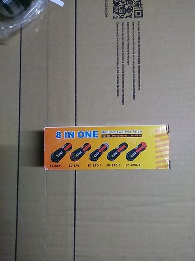 8 in 1 Multi Screwdriver with Torch