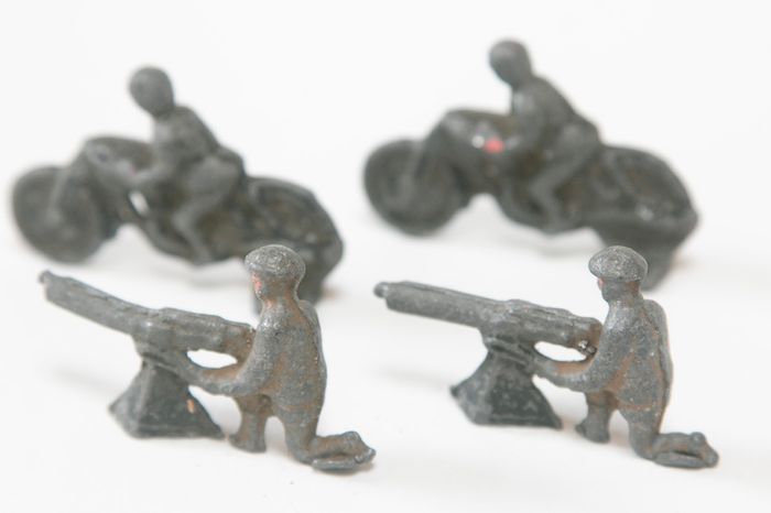 vintage lead soldiers