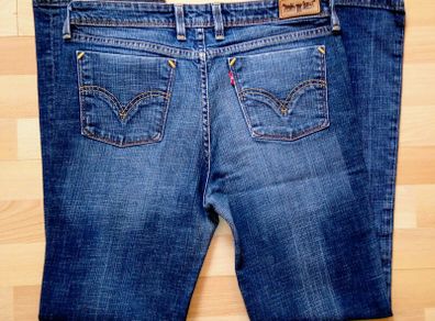 Levi's 627 W32L30 Ladies Jeans