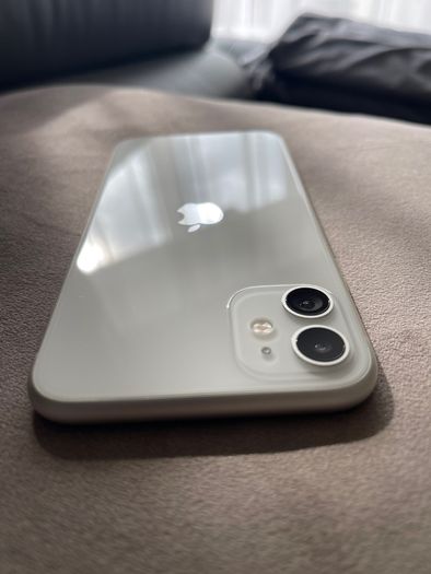 iphone 11 White 64GB