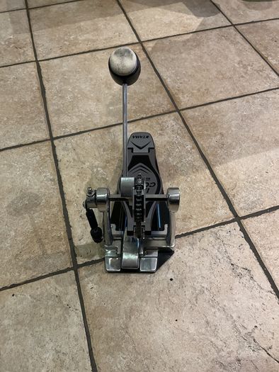 Iron Cobra Single pedal