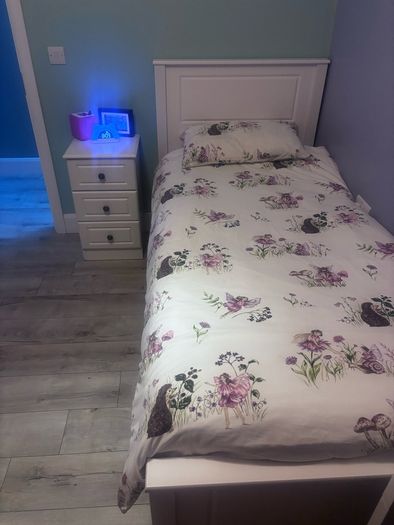single bed and locker