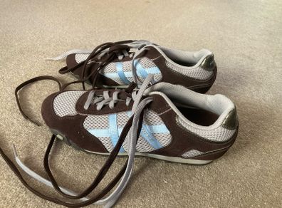 Skechers Size 4