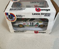 Lancia Stratos Rally Alitalia 1/24 Burago