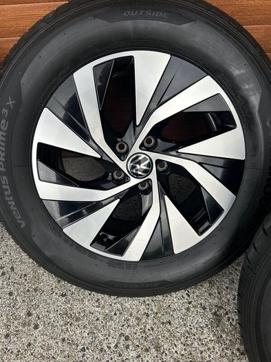 New genuine Volkswagon Venezia Alloy Rims & Tyres