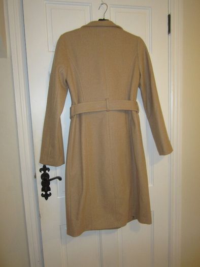 Camel coloured size 8    BARGAIN...