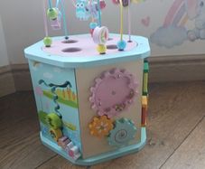 Baby activity cube