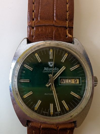 Vintage Nivada Compensamatic