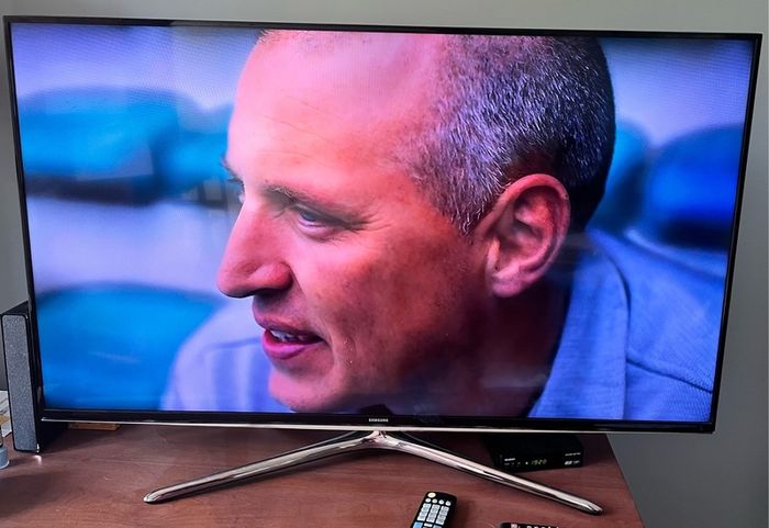 Samsung 48 Smart TV