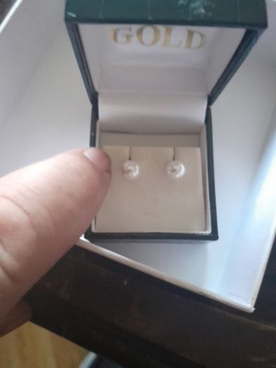 9ct gold earrings