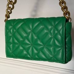 Zara Green Quilted Shoulder Bag with Gold Large Chain