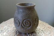 Dun Caoin ceramic vase