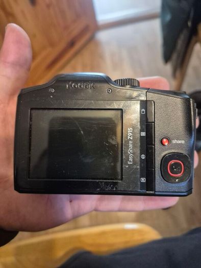 Kodak EasyShare Z915