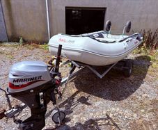Honwave 350, outboard,trailer and extras
