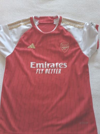 Arsenal kit