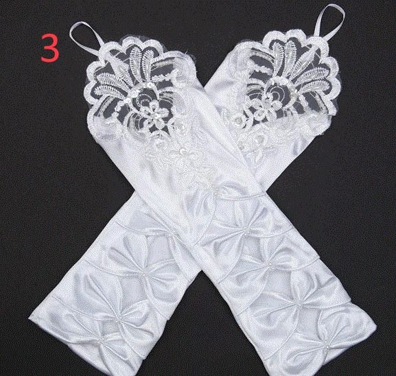 Brand New Wedding Bridal/Christening Gloves