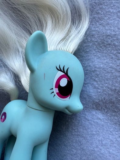 My Little Pony G4 Photo Finish about 6" Fashion Style Explore Equestria Used dirty Please look at the pictures
