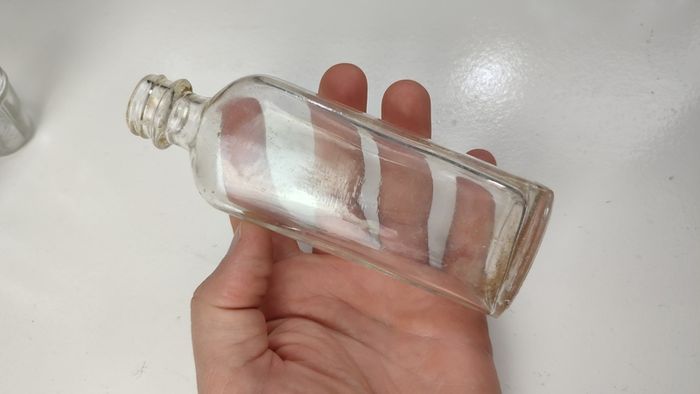 294 - Set of 7 Vintage Clear Glass Decorative Collectible Display Household Bottles