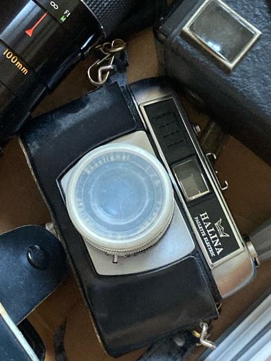 Vintage Camera Collection Cameras, Lenses & Accessories Untested